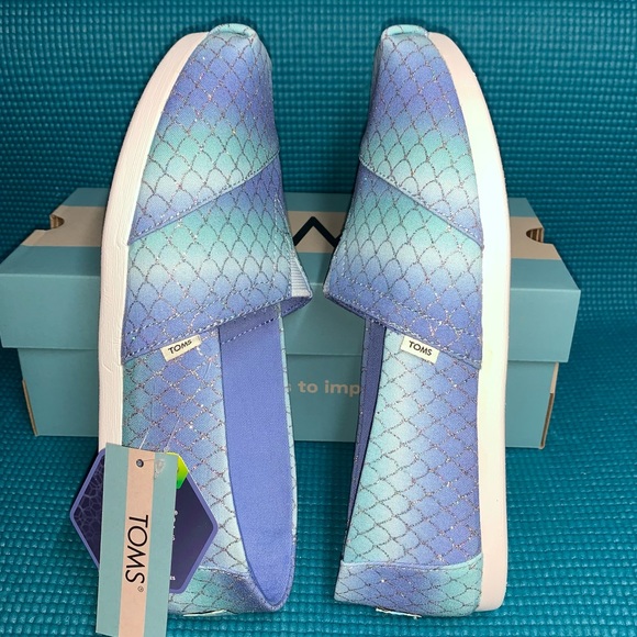 TOM’s Alpargata Multi Iridescent Mermaid Scales Print - Picture 3 of 6